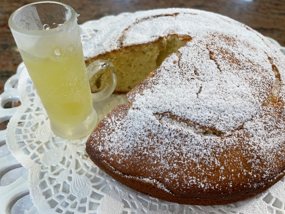 Apple and mascarpone cake - Italian recipes by GialloZafferano